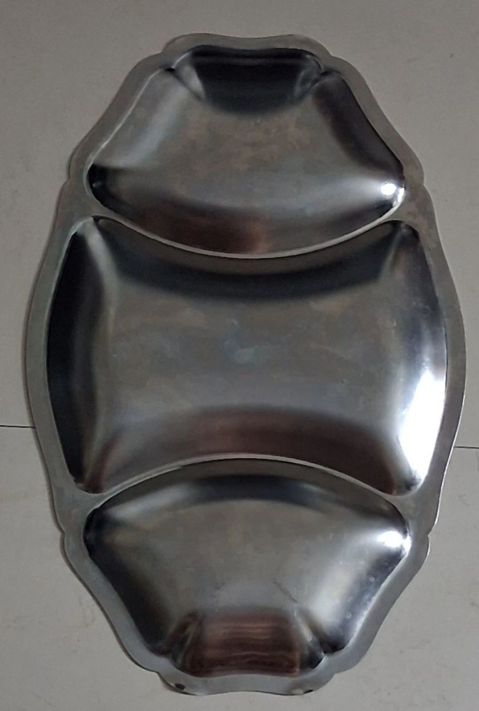 Set of 2 different stainless steel plates – photo 5